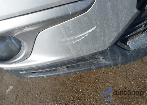 2012 Toyota Highlander Base V6 z USA, uszkodzony, nr VIN 5TDBK3EH1CS155953